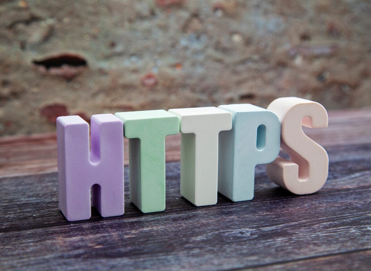 HTTPS : Guide simple pour sécuriser votre site web